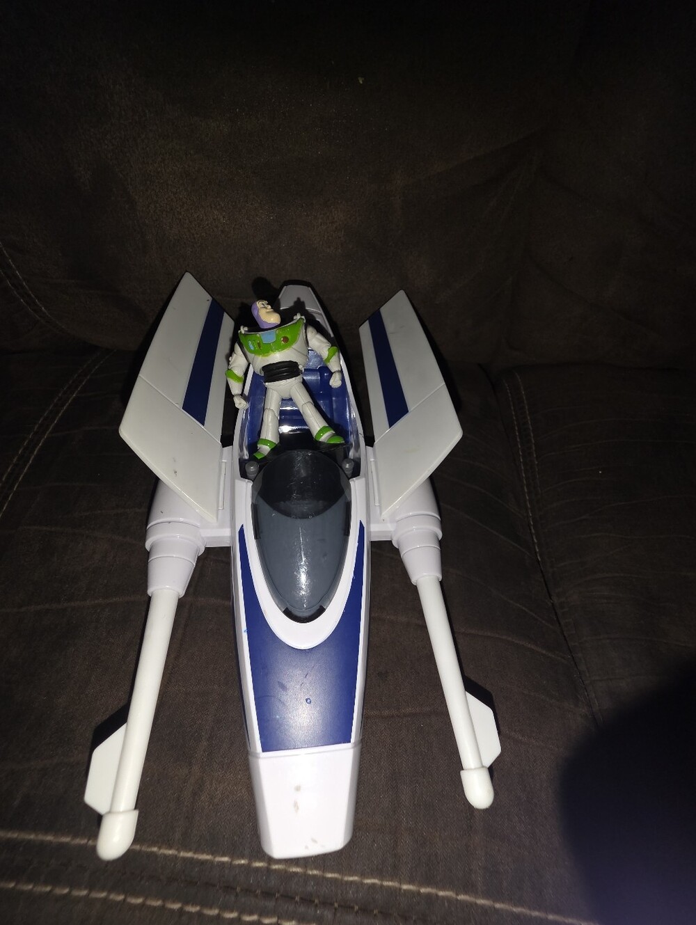 Disney and Pixar Lightyear Toys Blast and Battle XL-15  with Buzz Lightyear A...